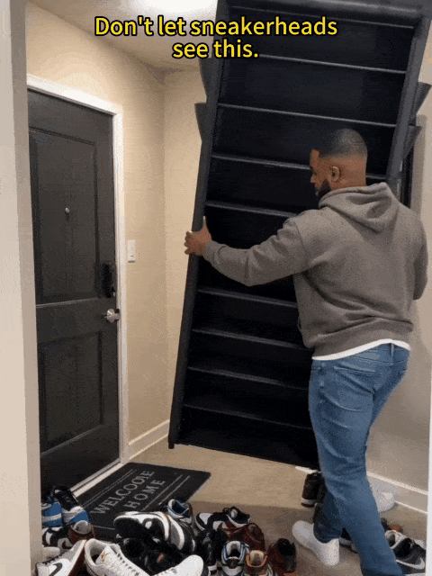Dustproof multi-tier shoe storage cabinet