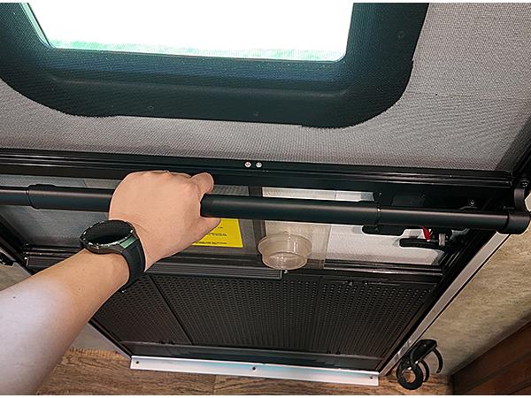 Safoner All-Aluminum RV Screen Door Handle Bar Preassembled Adjustable Crossbar for Flimsy Doors RV Camper Accessories Easy Setup Telescopic Design