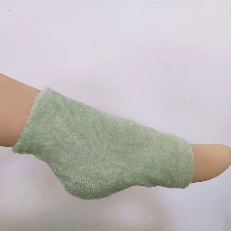 Secure non slip heel sleeve wear