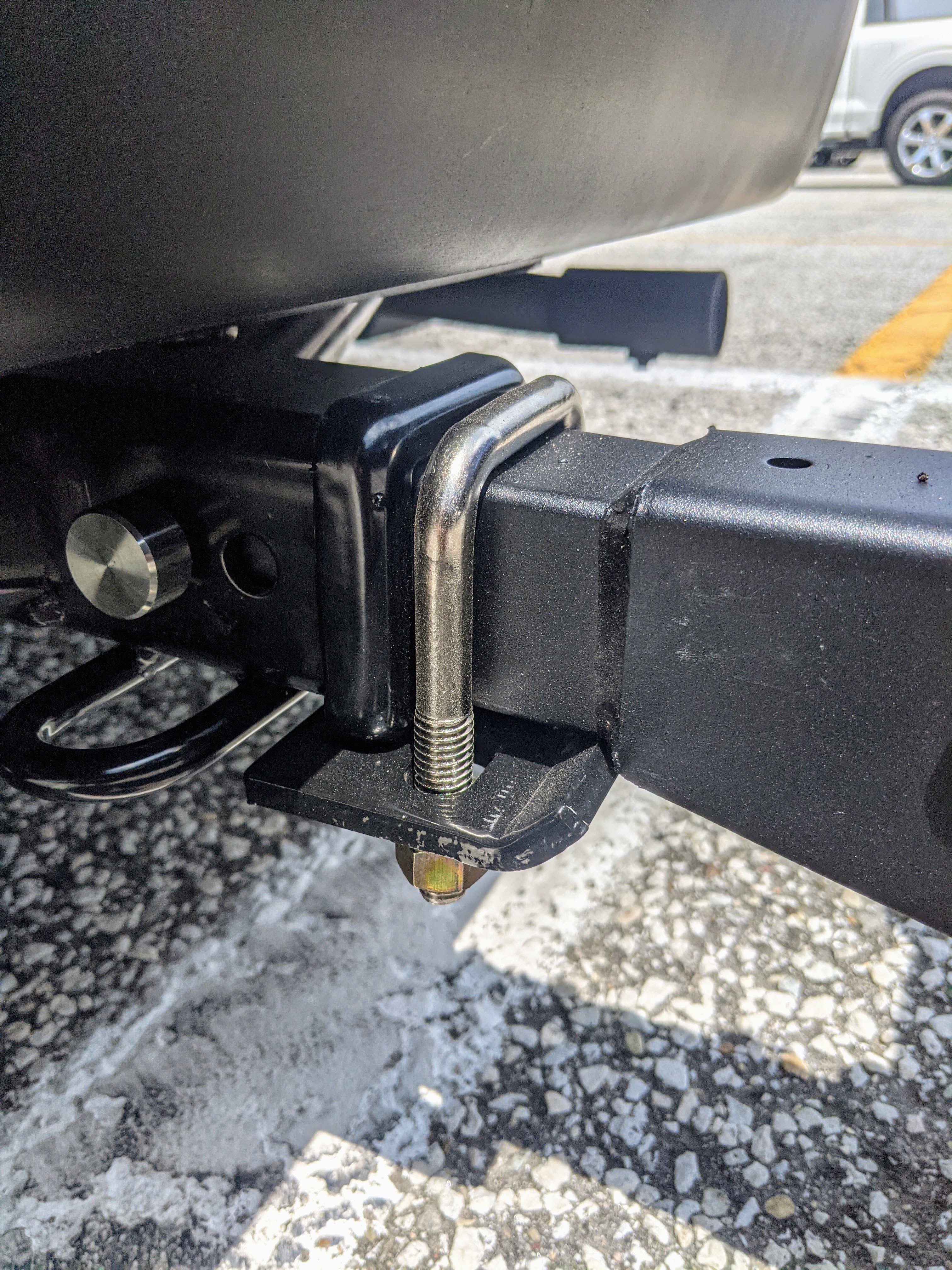 Verified customer hitch clamp hardware photo from Robert