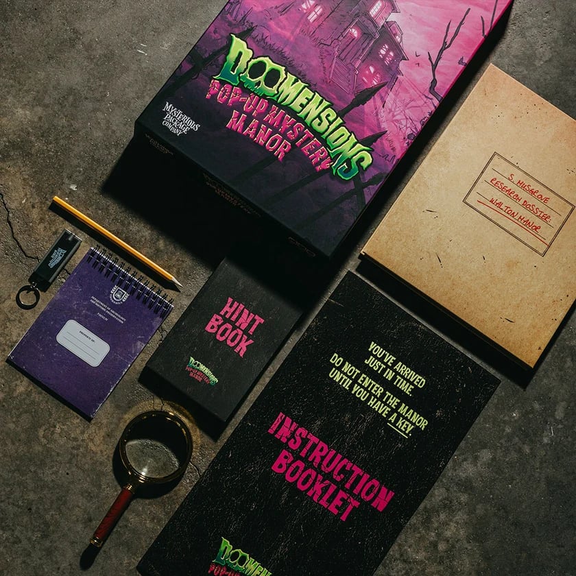 Doomensions Mystery Manor game contents